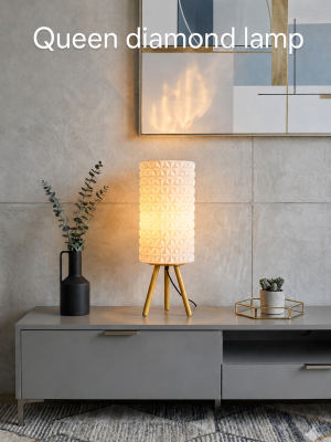 Queen Dimond Lamp